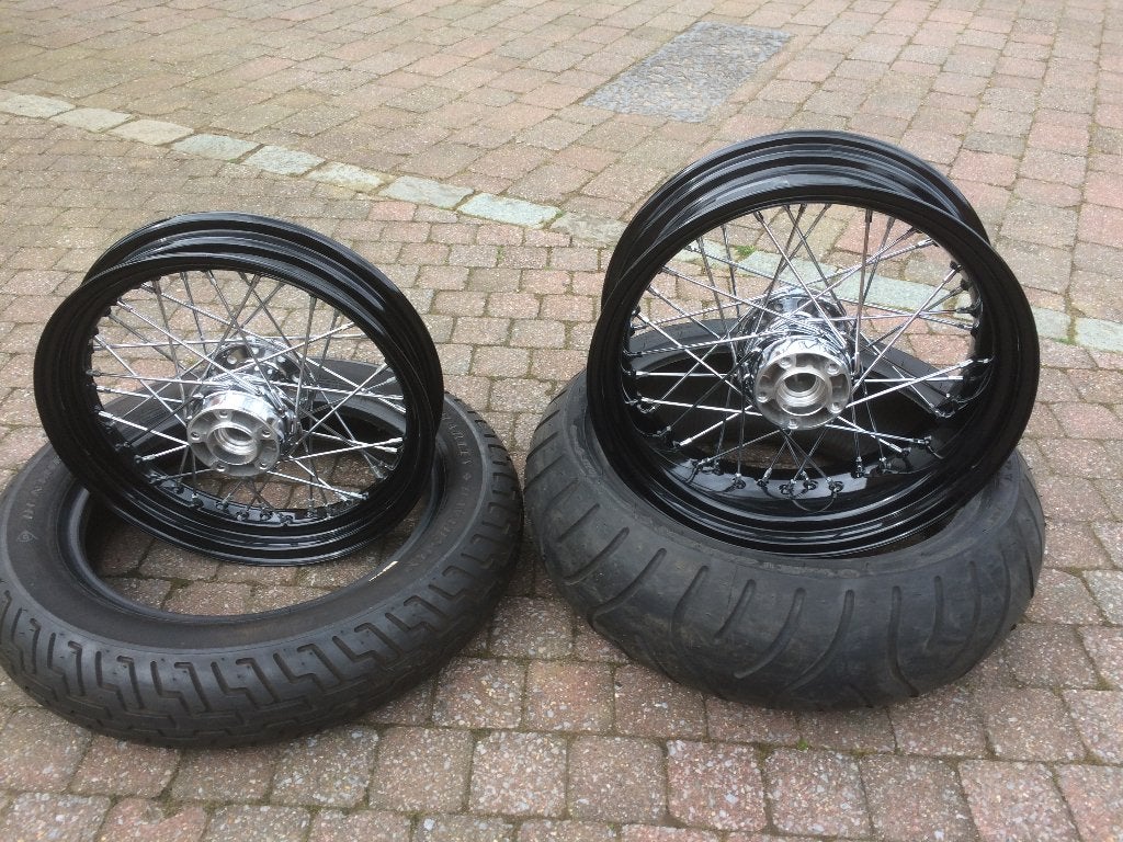 Harley cross bones velgen met banden in prima staat, Motoren, Onderdelen | Harley-Davidson, Ophalen, Gebruikt