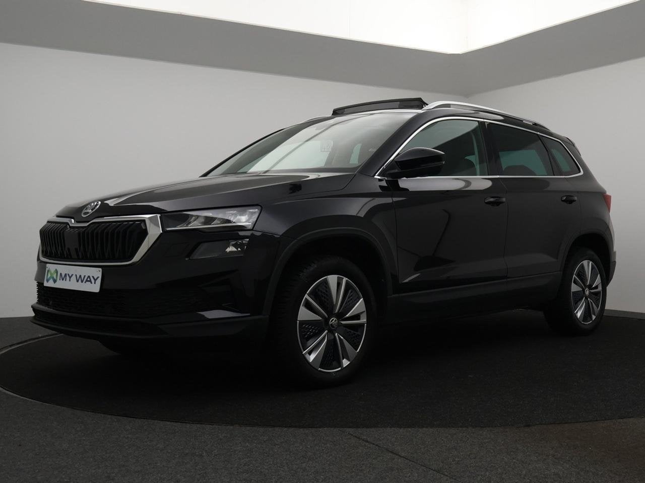 Skoda Karoq 1.5 TSI ACT Style DSG 150PK *PANORAMISCH DAK*ZET, Auto's, Automaat, 139 g/km, Zwart, Karoq