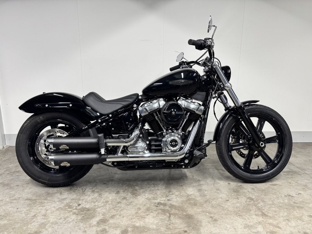 Harley-Davidson SOFTAIL FXST SPECIAL MET REGELBARE UITLAAT, 1745 cm³, Harley-Davidson, Plus de 35 kW, Customerservices@harley‑davidson.com