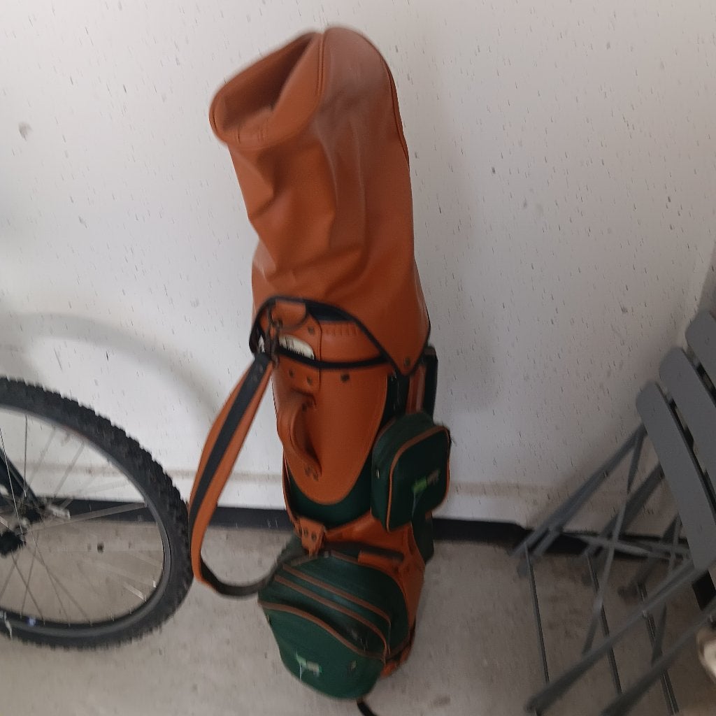 Retro golfset, Ophalen