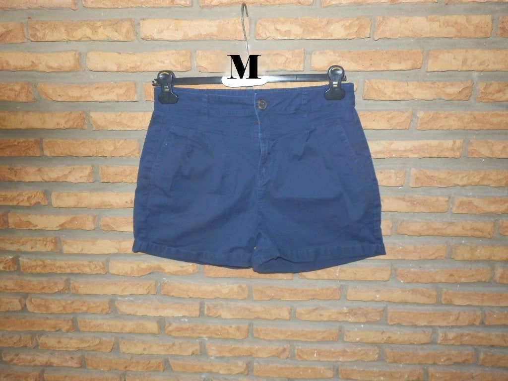 (9)- short femme t.M bleu - cache cache -, Kleding | Dames, Broeken en Pantalons, Zo goed als nieuw, Maat 38/40 (M), Blauw, Kort