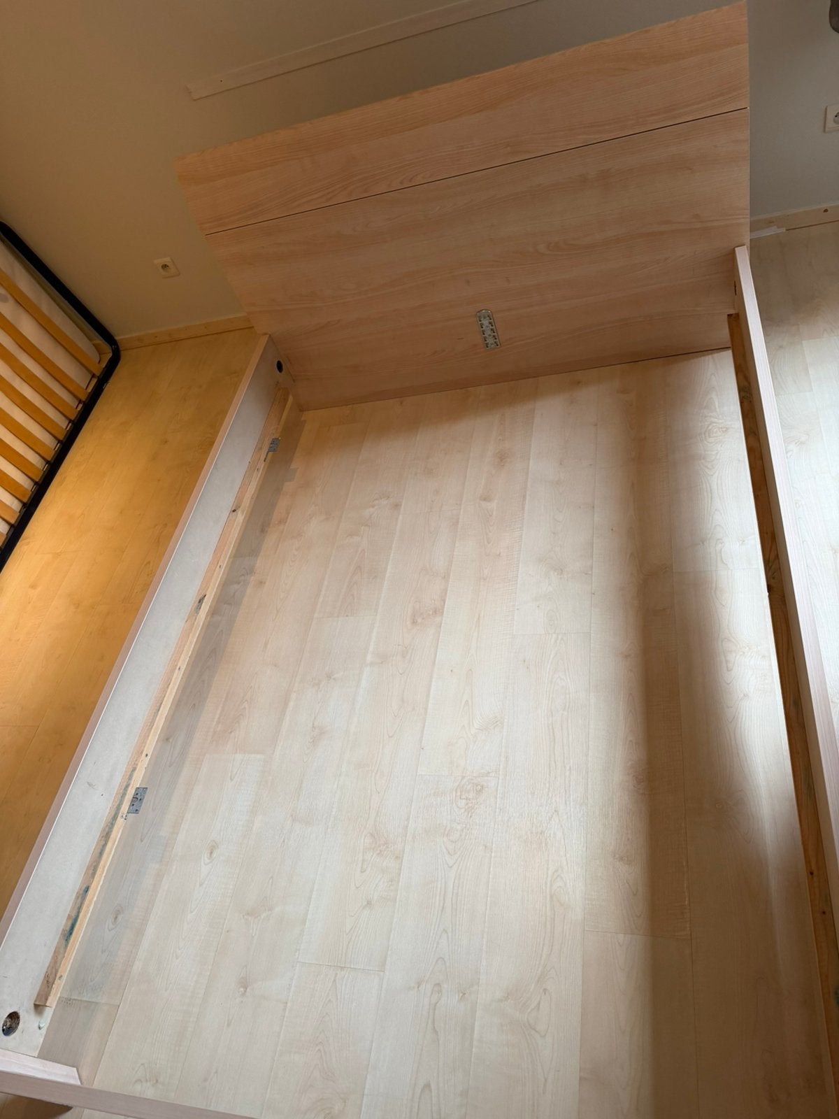 Houten bedframe gratis mee te nemen, Ophalen, Gebruikt, Tweepersoons, 160 cm