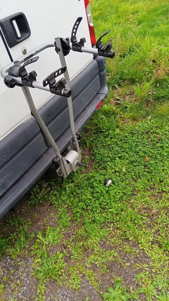 Fietsenrek voor 2 fietsen, Auto diversen, Ophalen, 2 fietsen, Zo goed als nieuw