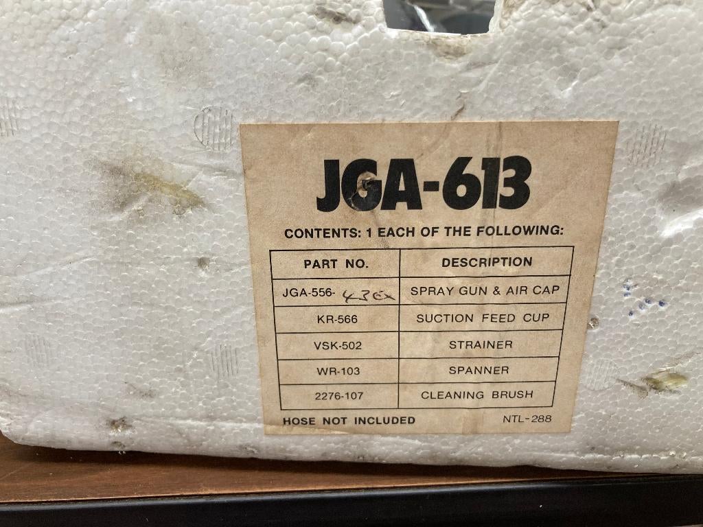 DeVilbiss JGA-613 verfspuit / spuitpistool set – (nieuw ), Ophalen of Verzenden, Zo goed als nieuw