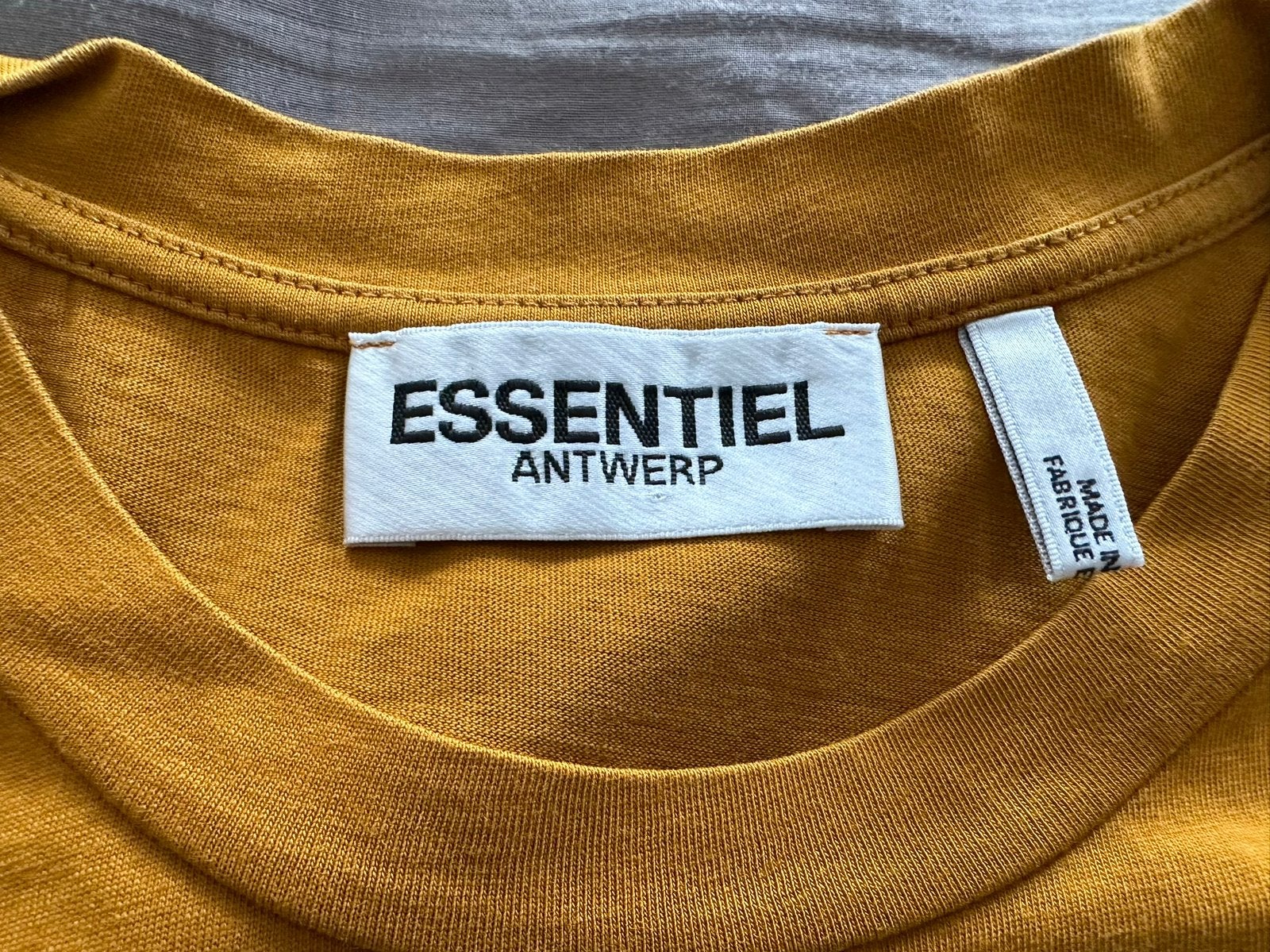 Exclusieve zomer t shirt Essentiel in perfecte staat, Ophalen of Verzenden, Zo goed als nieuw, Maat 46 (S) of kleiner, Geel