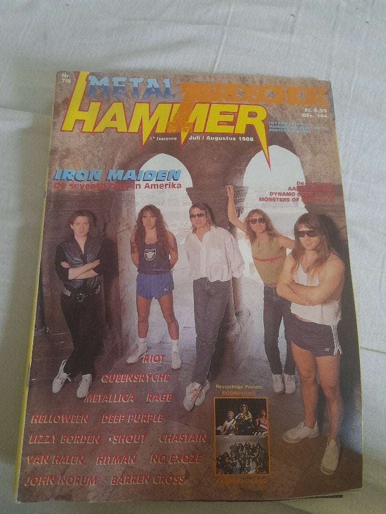 Tijdschrift metal hammer 1988 oa iron maiden, Cd's en Dvd's, Vinyl | Hardrock en Metal, Ophalen, Metal