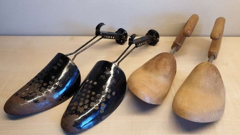 3 paar vintage,  retro pasvormen voor schoenen, vertelbaar!, Ophalen, Zwart