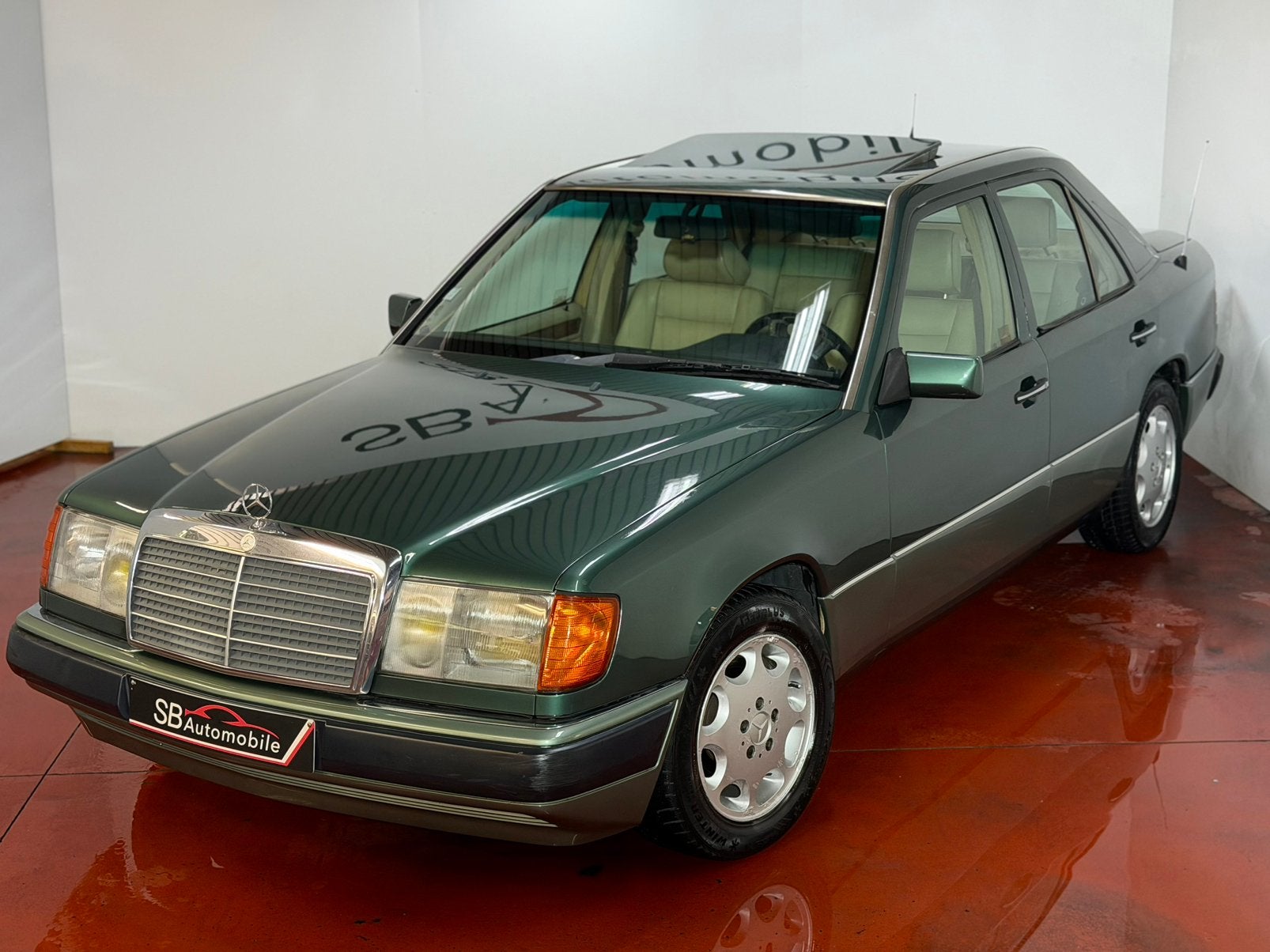 Mercedes-Benz E 320 W124 OLDTIMER/T-OUVRANT/AIRCO/GARANTIE//, Autos, Cuir, Achat, Beige, Entreprise