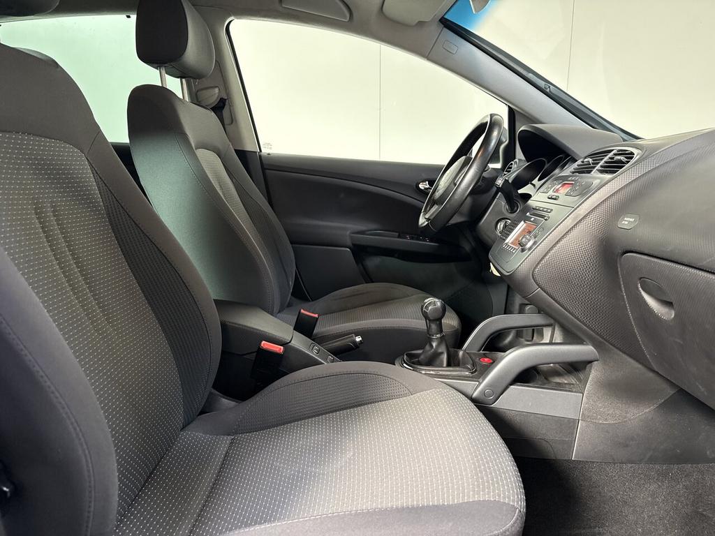 Seat Altea XL 1.9 TDI Man. - Radio - 1Ste Eig! Export!, Auto's, 0 kg, 4 deurs, Lichtsensor, 4 cilinders