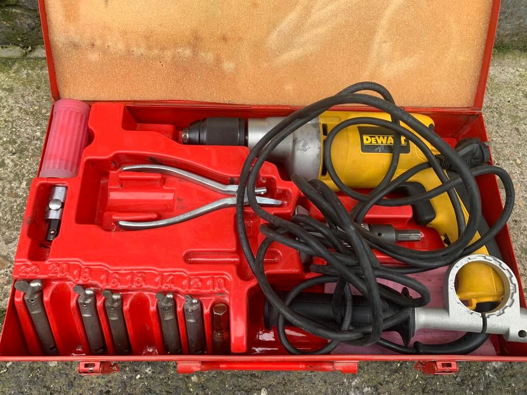 Coffret a piquage extrudax motorise virax 252830, Ophalen, Zo goed als nieuw