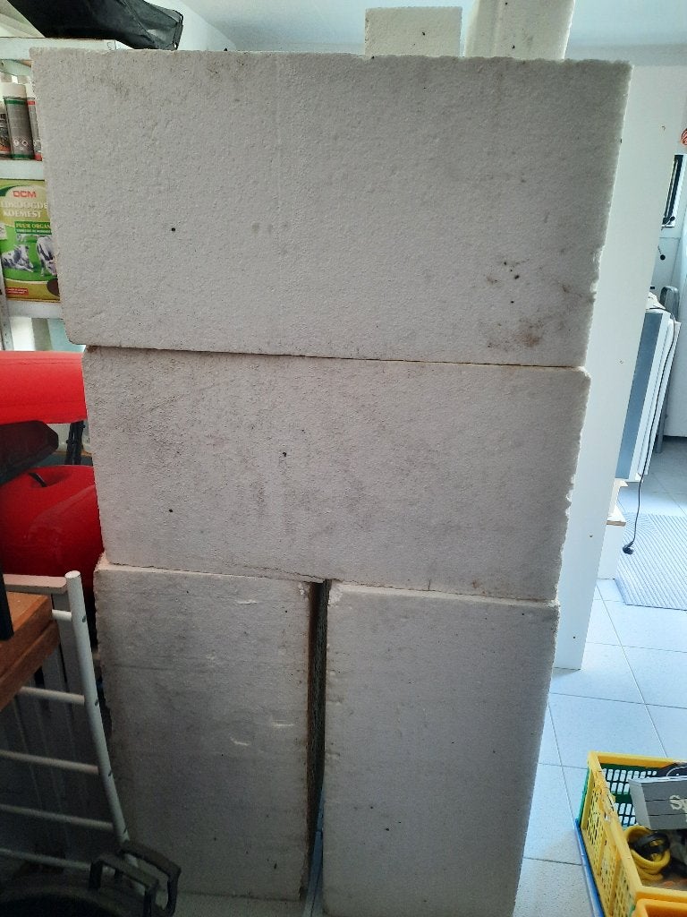 gratis 4 isomo blokken, Tuin en Terras, Minder dan 3 m³, Ophalen, Blokken