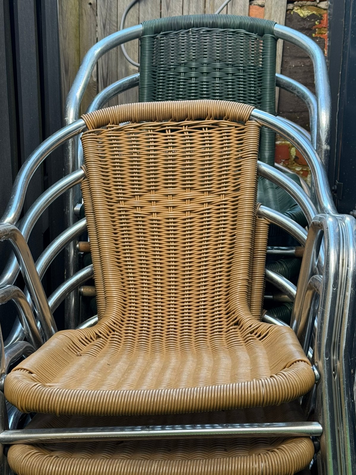 16 stuk Horeca  terras stoelen, Ophalen of Verzenden, Zo goed als nieuw