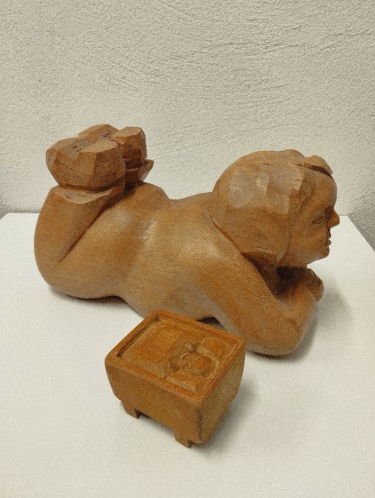 Houtsnijwerk kind en wiegje, Antiek en Kunst, Overige onderwerpen, Houtsnijwerk, Ophalen of Verzenden, Hout