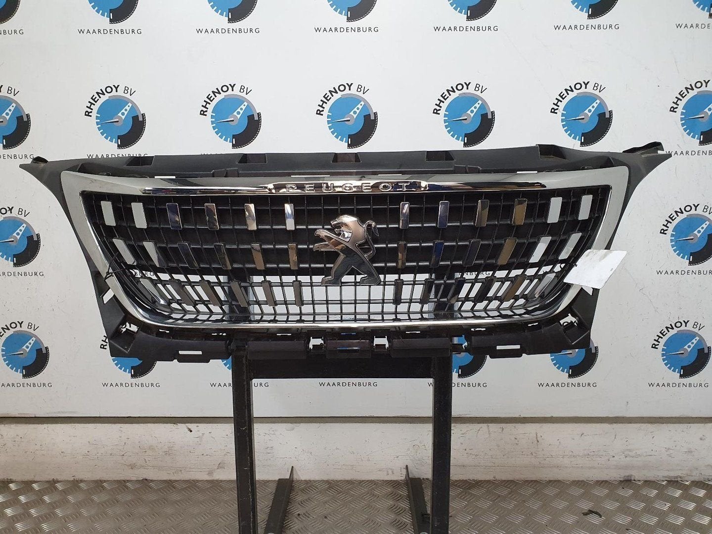 PEUGEOT 5008 ALLUR GRILLE 2020, Enlèvement ou Envoi, Utilisé, ARN reconnu