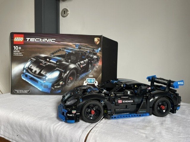 42176 – LEGO TECHNIC PORSCHE GT4 e-Performance, Ophalen, Lego, Compleet, Zo goed als nieuw