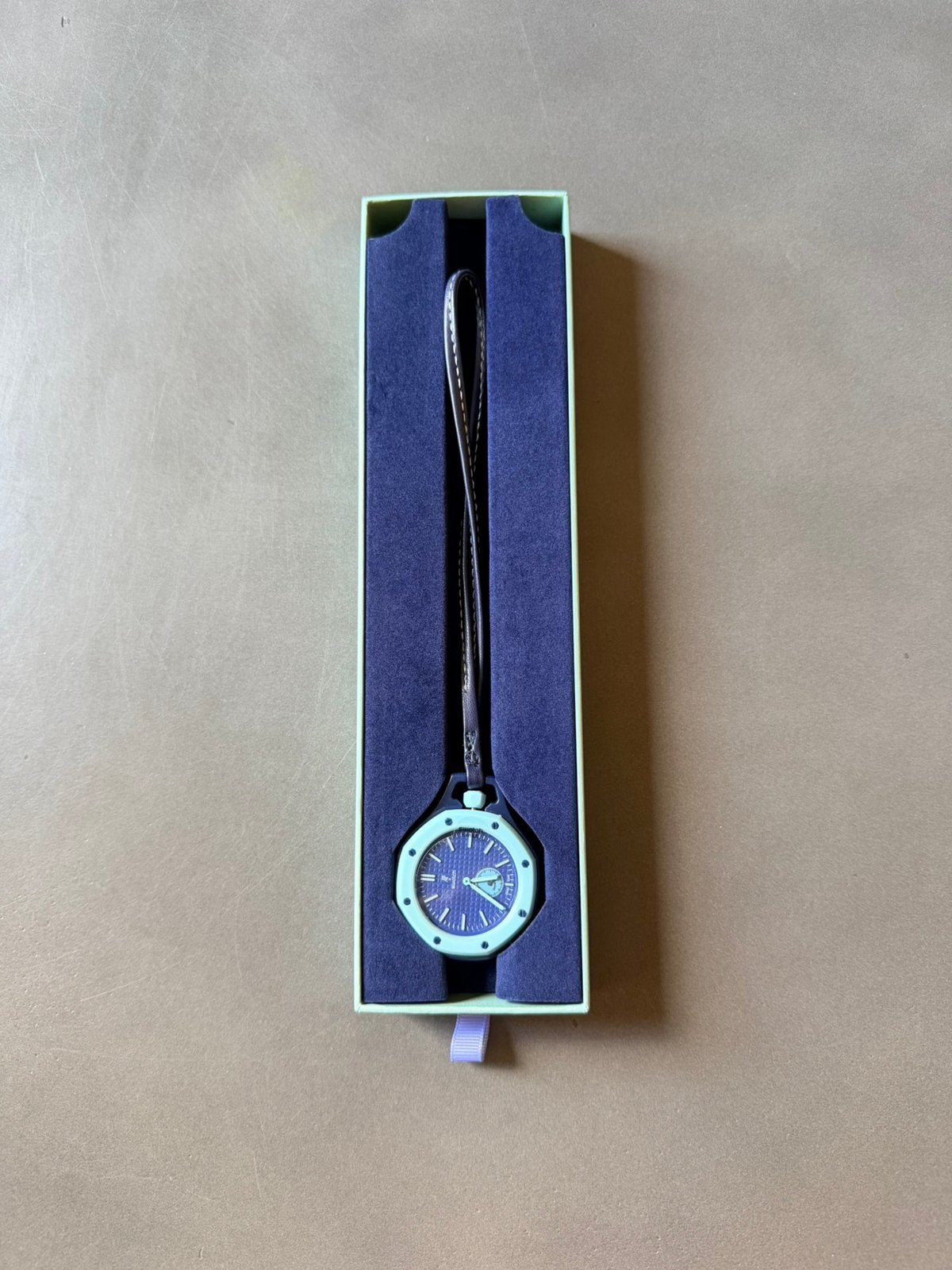 Swatch x audemars piguet royal pop lan ba, Handtassen en Accessoires, Horloges | Heren, Ophalen, Overige materialen, Zakhorloge