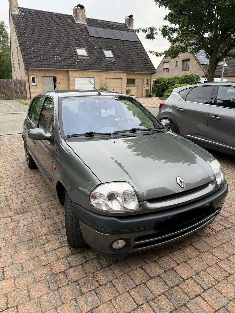 Renault Clio 2001 83000km, Autos, Particulier, Achat, Clio