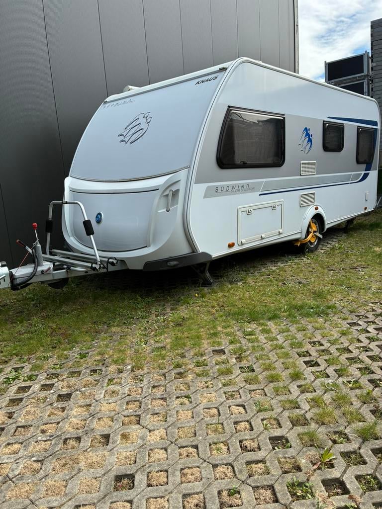 Knaus Sudwind 500, Omvormbare zithoek, Rondzit, Schokbreker, 5 tot 6 meter