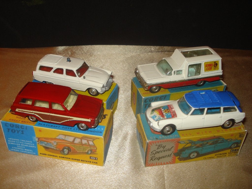 CORGI TOYS Lot 4 de 4 Anciennes Voitures avec Boîtes, Enlèvement ou Envoi, Utilisé, Voiture, Corgi
