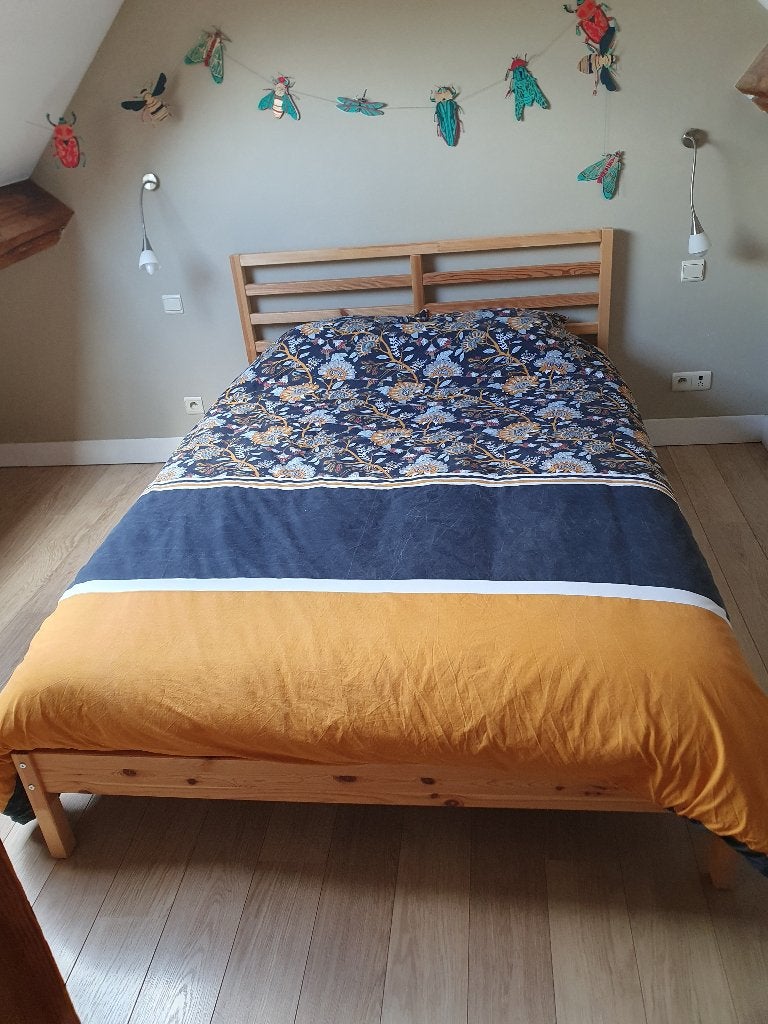 Lit 140x200 (cadre + sommier + matelas), Enlèvement, 200 cm, Bois, Deux personnes