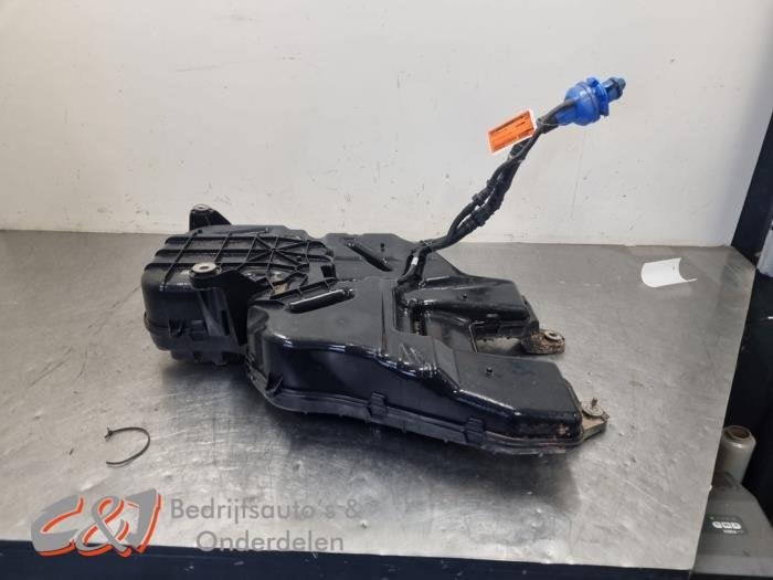 Réservoir Adblue d'un Volkswagen Transporter, Autos : Pièces & Accessoires, Systèmes à carburant, Volkswagen, -, 3 mois de garantie