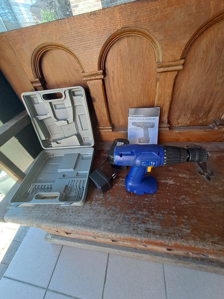 draadloze boormachine/schroevendraaier, Ophalen, Gebruikt, Minder dan 400 watt, Boor- en Schroefmachine