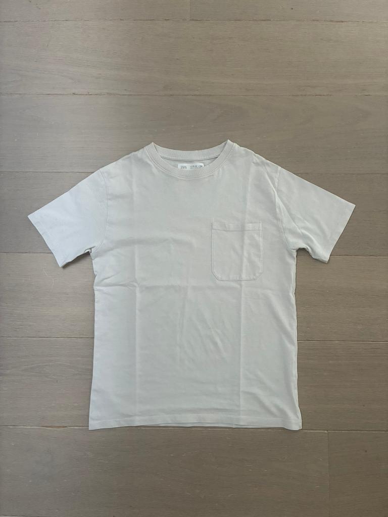Witte/lichtgrijze T-shirt van Zara (Maat 11-12 jaar / 152), Gebruikt, Ophalen of Verzenden, Zara, Shirt of Longsleeve