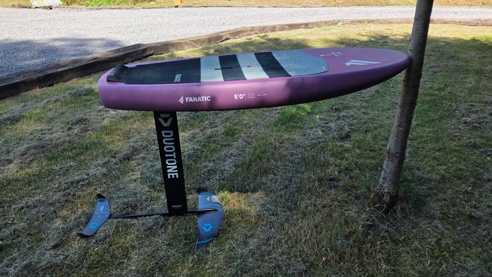 Foil avec planche SKY WING et  et en super état, Enlèvement