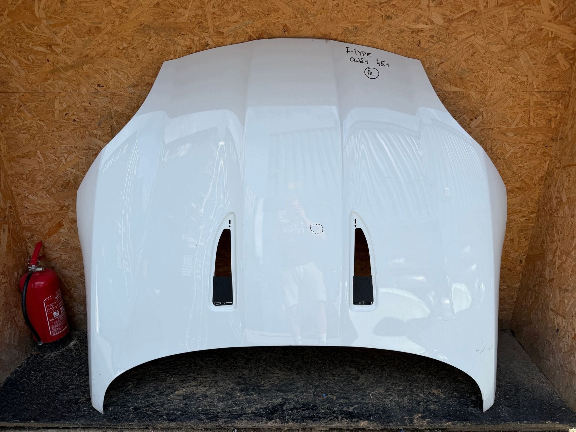 Cache-moteur Jaguar F-Type 2013-2020, Dpoffice@jaguarlandrover.com, Jaguar, Capot moteur, Jaguar Land Rover Limited