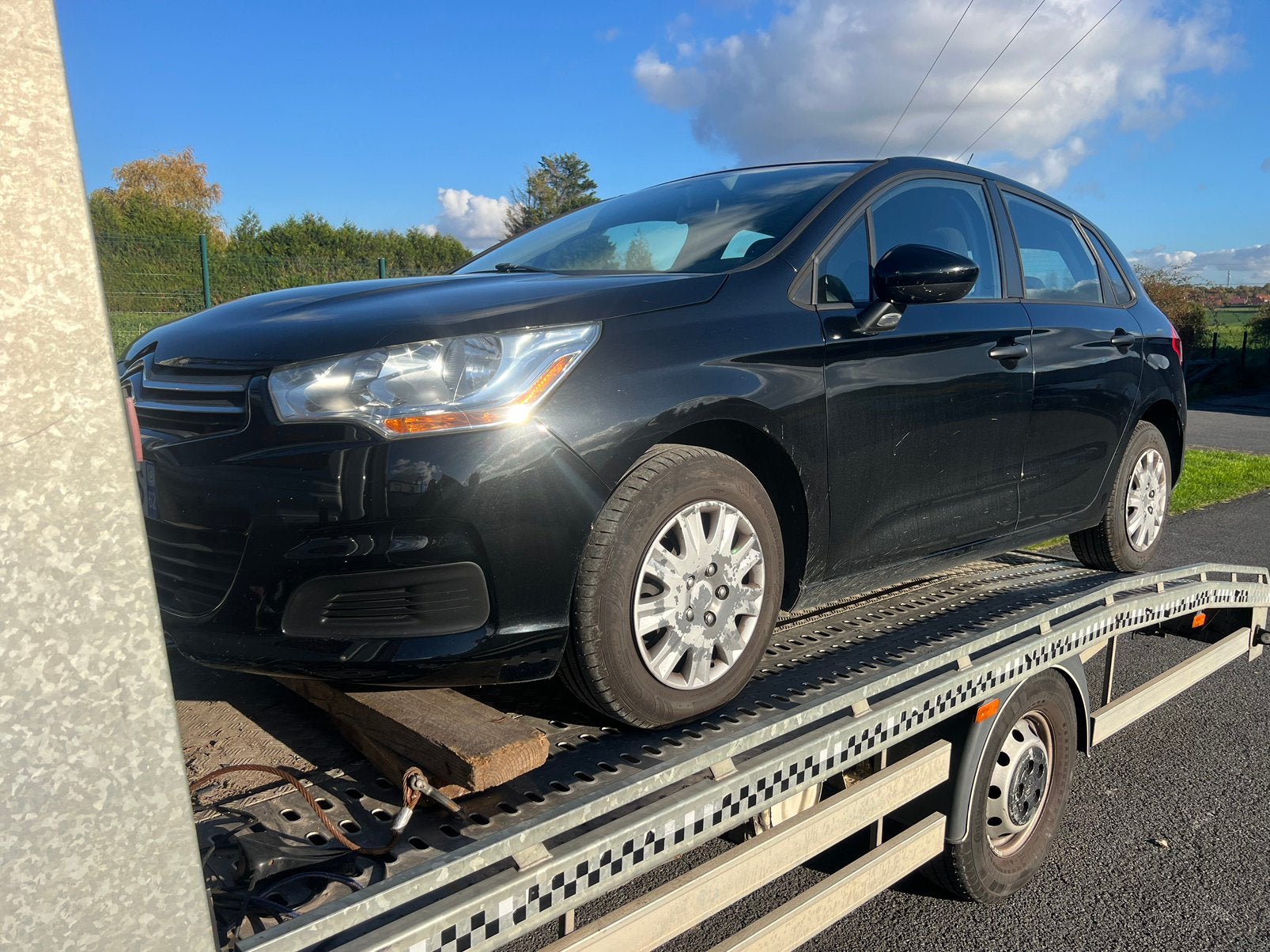 Citroen c4 1.4vti annee 2013 133000km a saisir 2000eur, Autos, Achat, Diesel, Particulier, C4