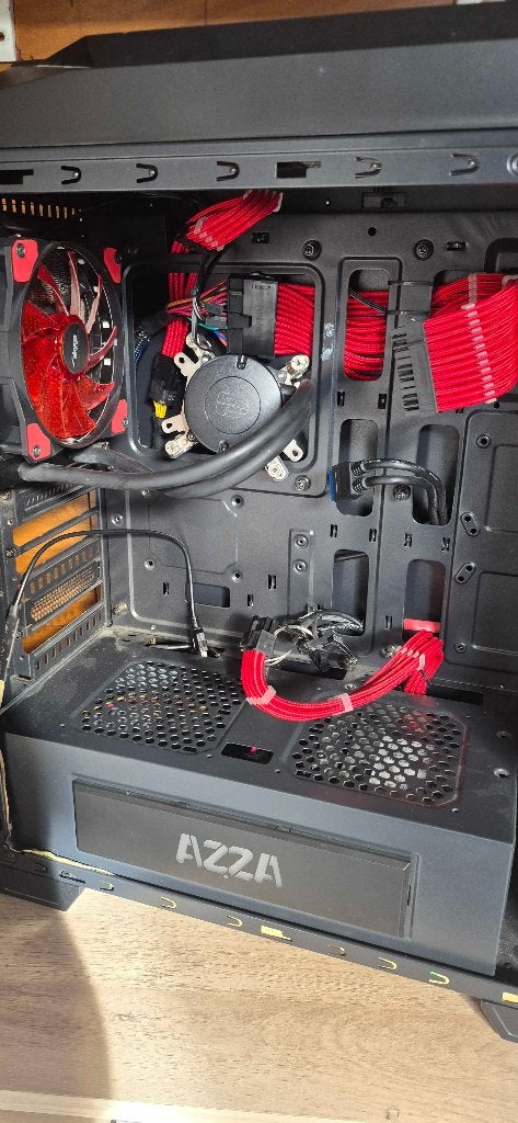 AZZA Photios 250X – Boîtier PC Gaming, Informatique & Logiciels, Enlèvement, Utilisé