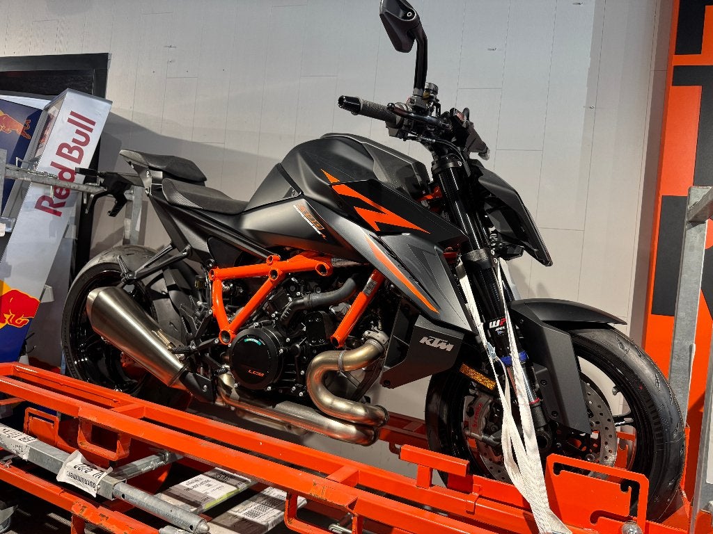 KTM - 1390 SUPER DUKE R EVO, Motoren, 2 cilinders, Nieuw, Motorrijbewijs A, Traction Control