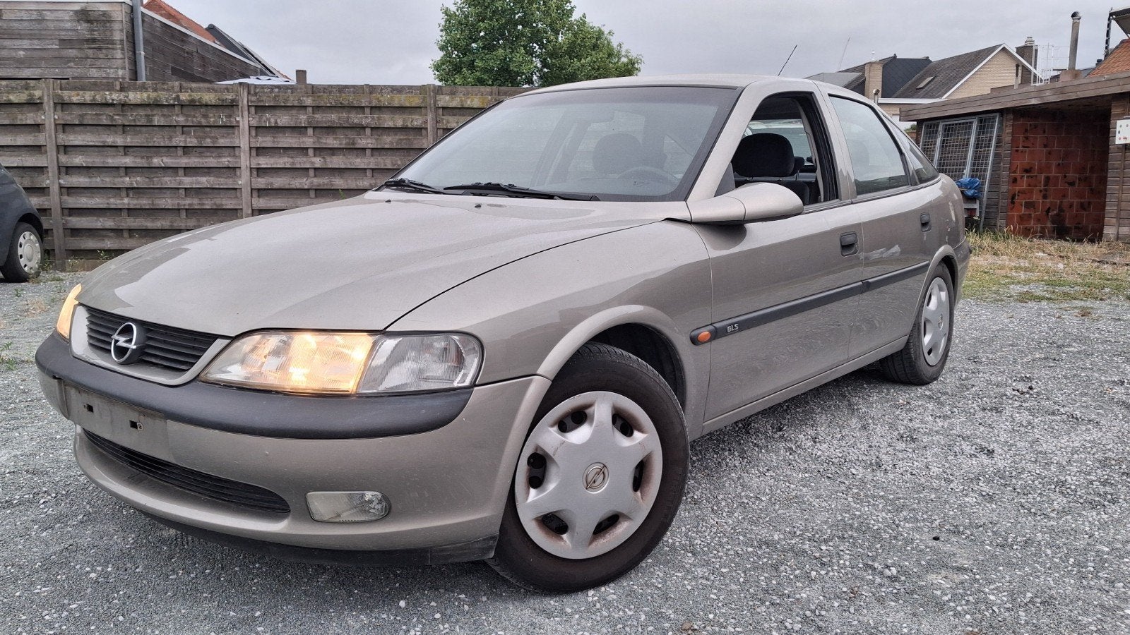 Prachtige Opel Vectra B 1.6 16V GLS 135.000km, Auto's, Opel, Airconditioning, Vectra, Bedrijf, Handgeschakeld