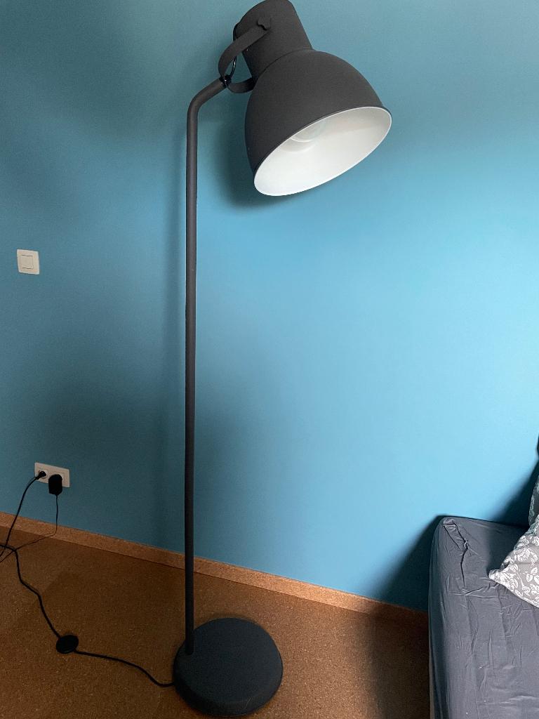 Vloerlamp, Ophalen, Zo goed als nieuw, Metaal, 150 tot 200 cm