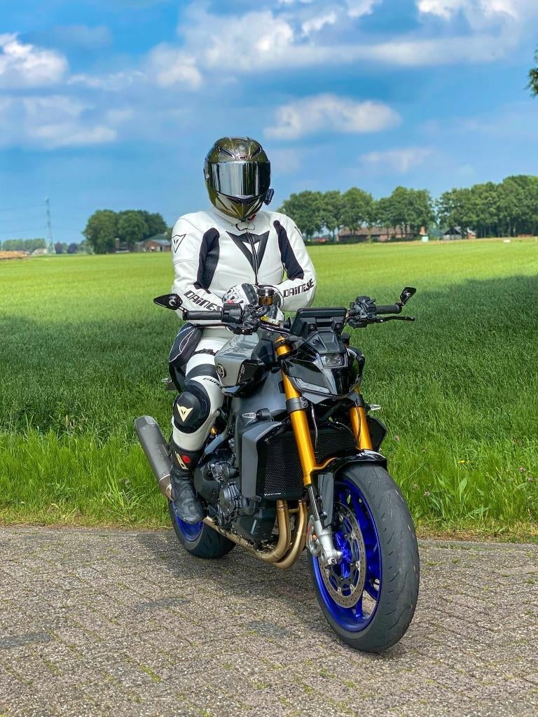 Dainese motorpak / overall in goede staat maat 50 / 52, Motoren, Kleding | Motorkleding, Overall, Dames, Heren, Tweedehands, Ophalen of Verzenden