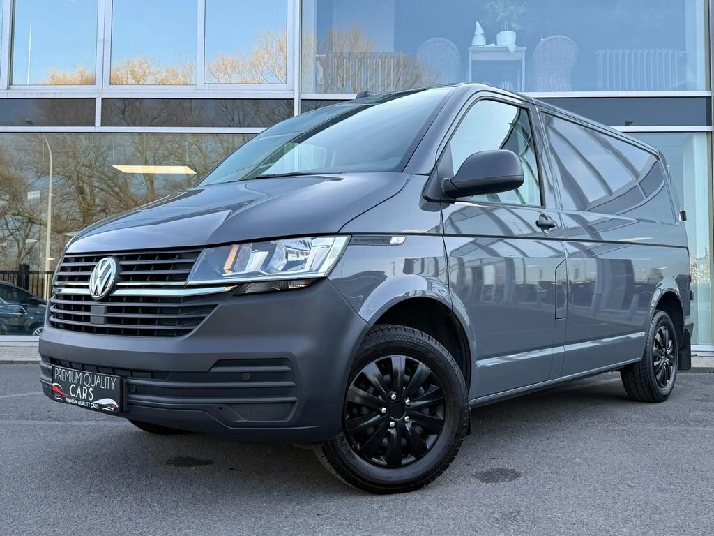 Volkswagen T6.1 Transporter AUTOMATIQUE / CARPLAY / RÉGULAT, Autos, Cuir, Argent ou Gris, Achat, Entreprise