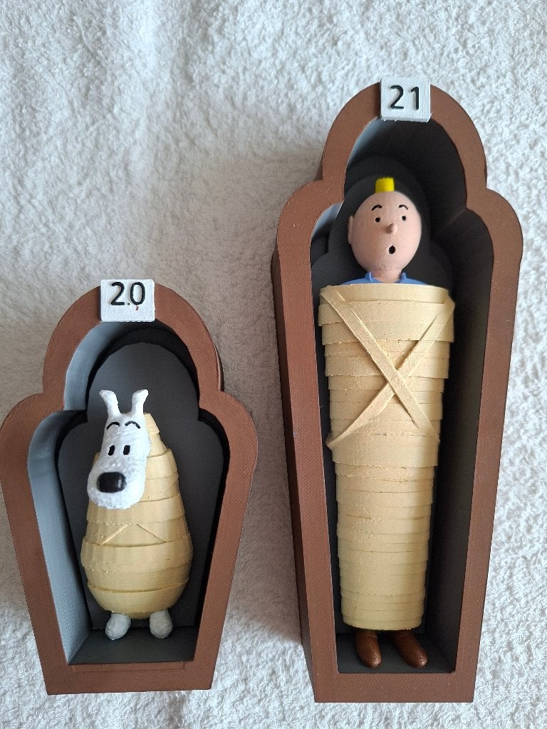 Figurine Tintin et Milou dans le sarcophage 20cm., Enlèvement ou Envoi, Tintin, Neuf, Statue ou Figurine