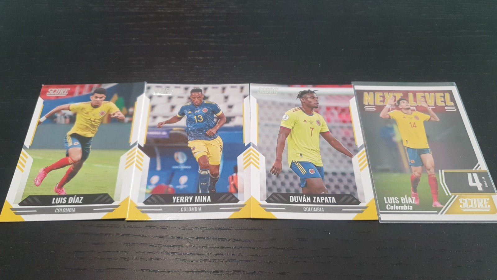 Panini Colombia Luiz Diaz/Gerry Mina/Duvan Zapata 2021, Enlèvement ou Envoi, Neuf, Plusieurs images