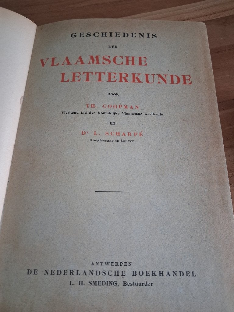 Oud boek, Ophalen, Gelezen, Geschiedenis en Politiek