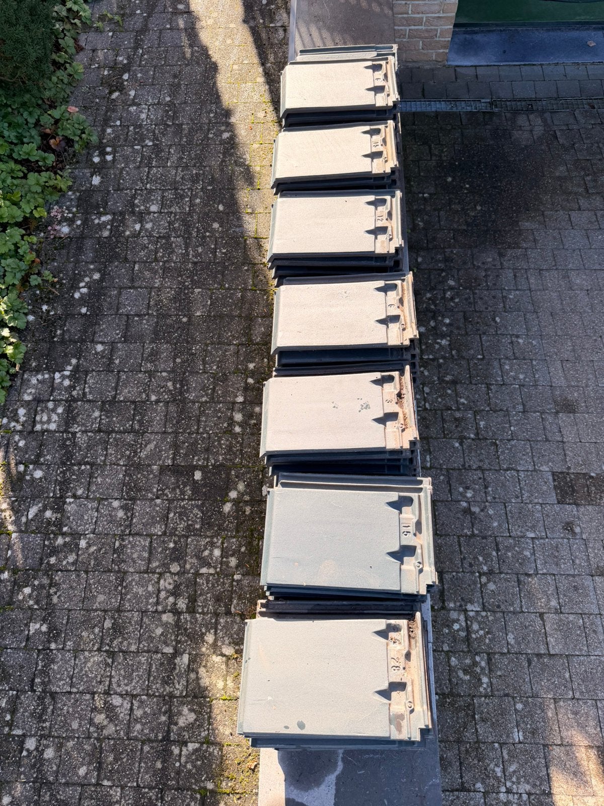 Huguenot vlakke dakpan (+70 stuks), Ophalen, Gebruikt