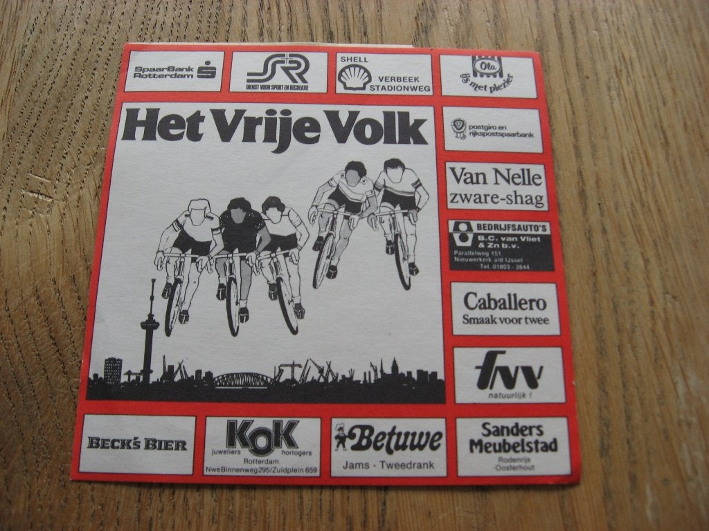 Sticker Het Vrije Volk Wielrennen, Enlèvement ou Envoi, Neuf, Sport