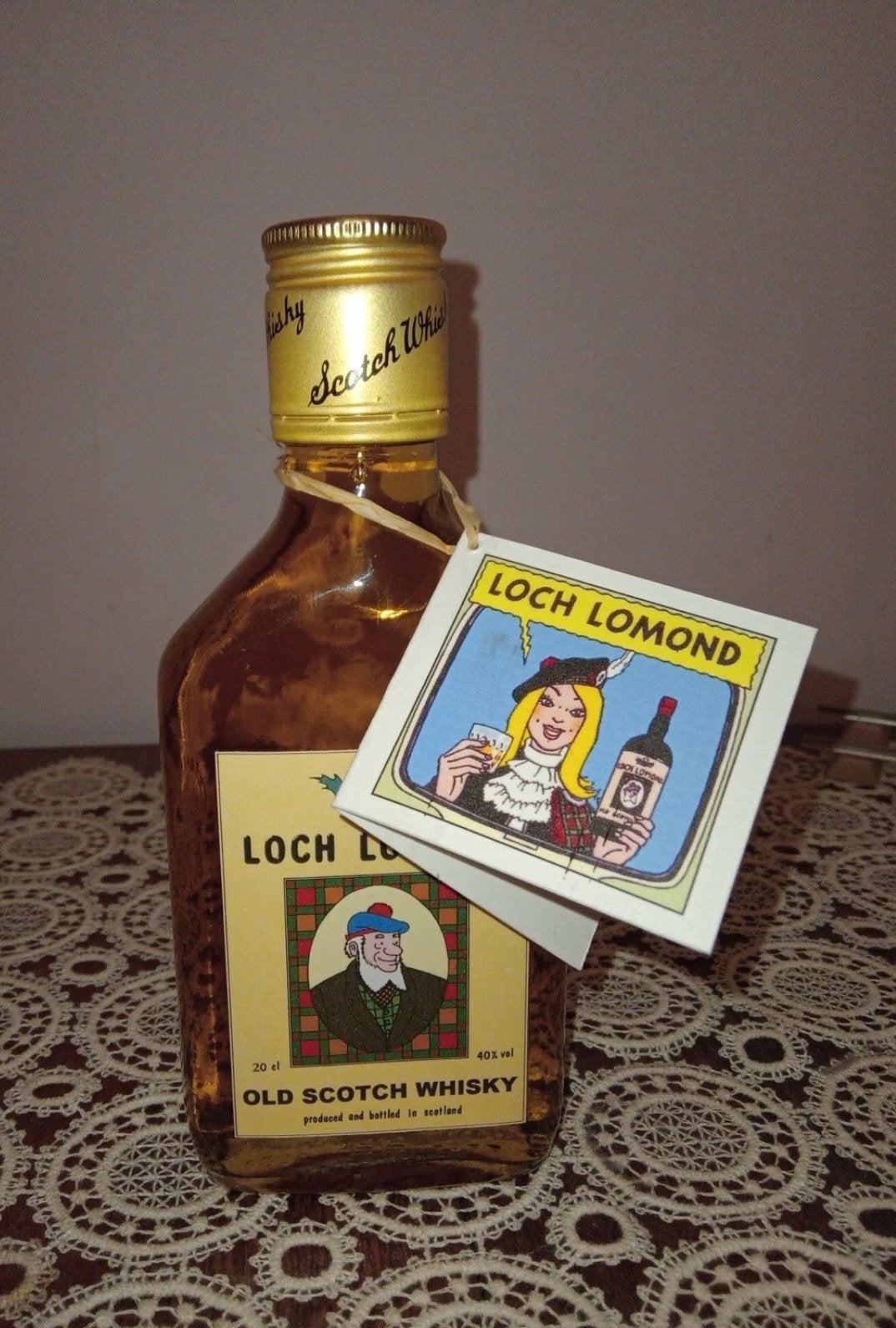 Tintin Kuifje RARE bouteille du Loch Lomond (petit format), Collections, Enlèvement ou Envoi, Tintin, Comme neuf, Autres types