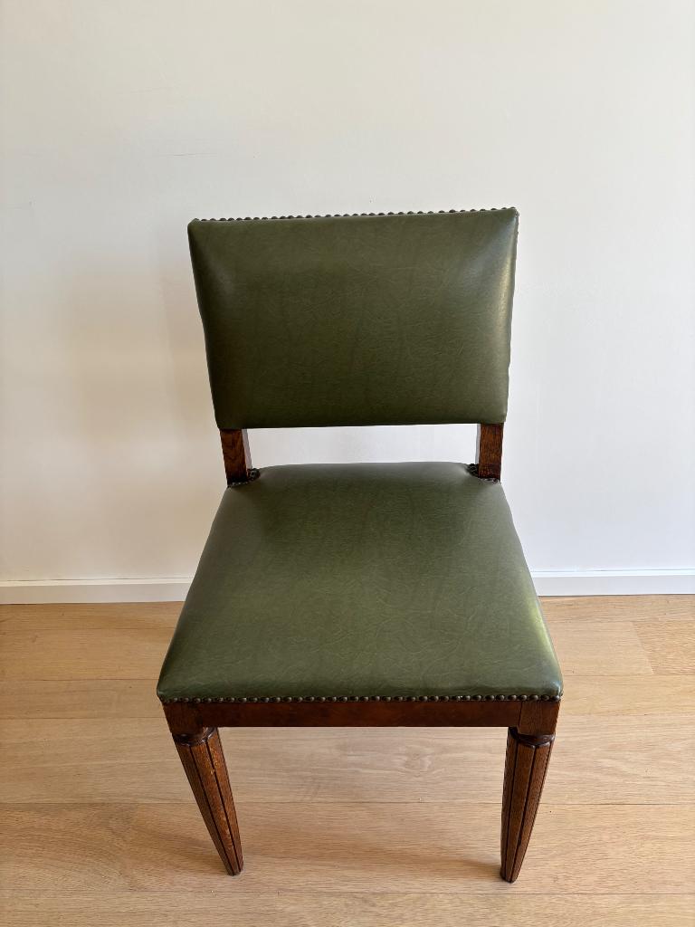 Antieke lederen kasteel stoelen, Enlèvement