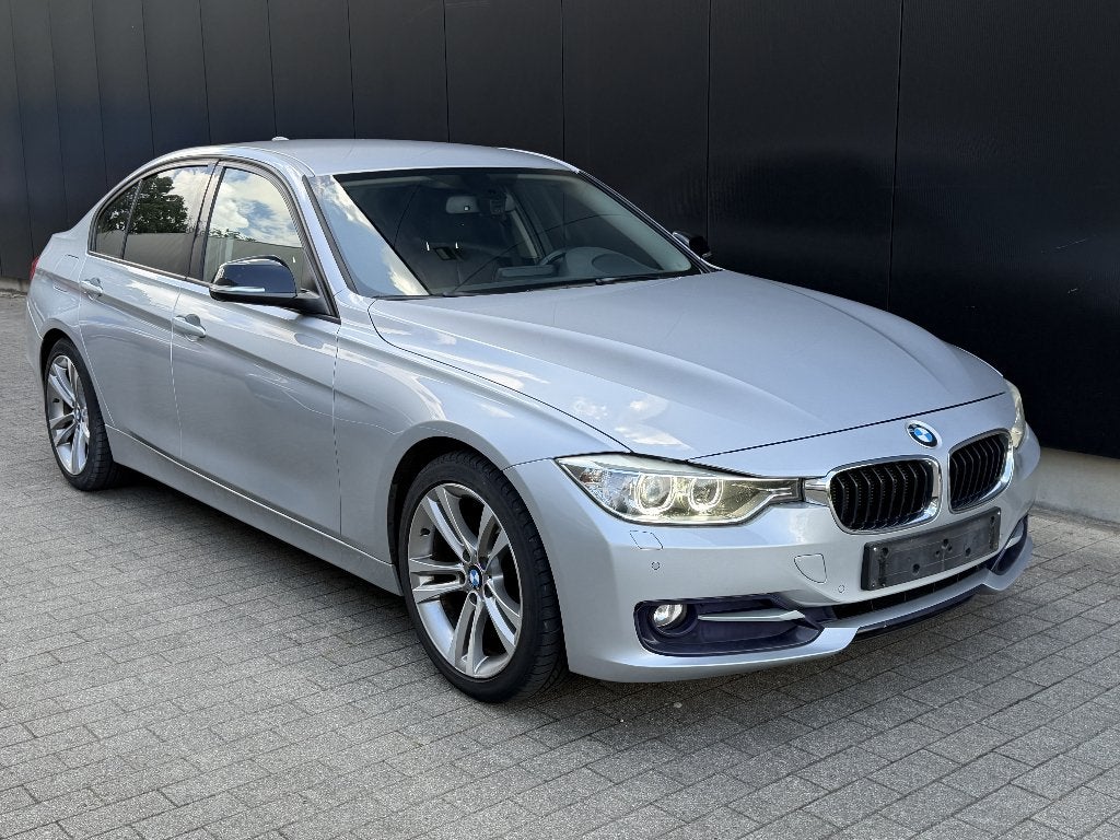 BMW 320d Automaat Sport Line – Xenon – Navi – PDC, Auto's, BMW, Automaat, Euro 5, Bluetooth, 1995 cc