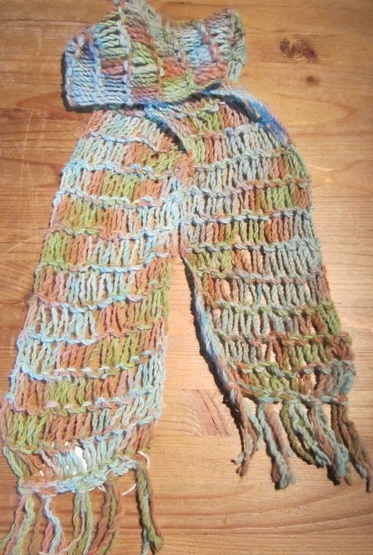 écharpe enfants NEW colorée à la main 100% laine d'alpaga, Vêtements | Femmes, Bonnets, Écharpes & Gants, Envoi, Neuf, Taille 34 (XS) ou plus petite