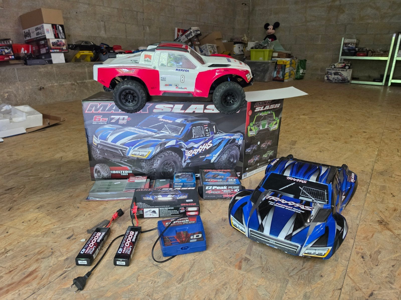 traxxas maxx slash neuf avec options, Enlèvement