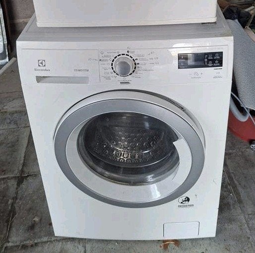 Wasmachine Electrolux, Ophalen