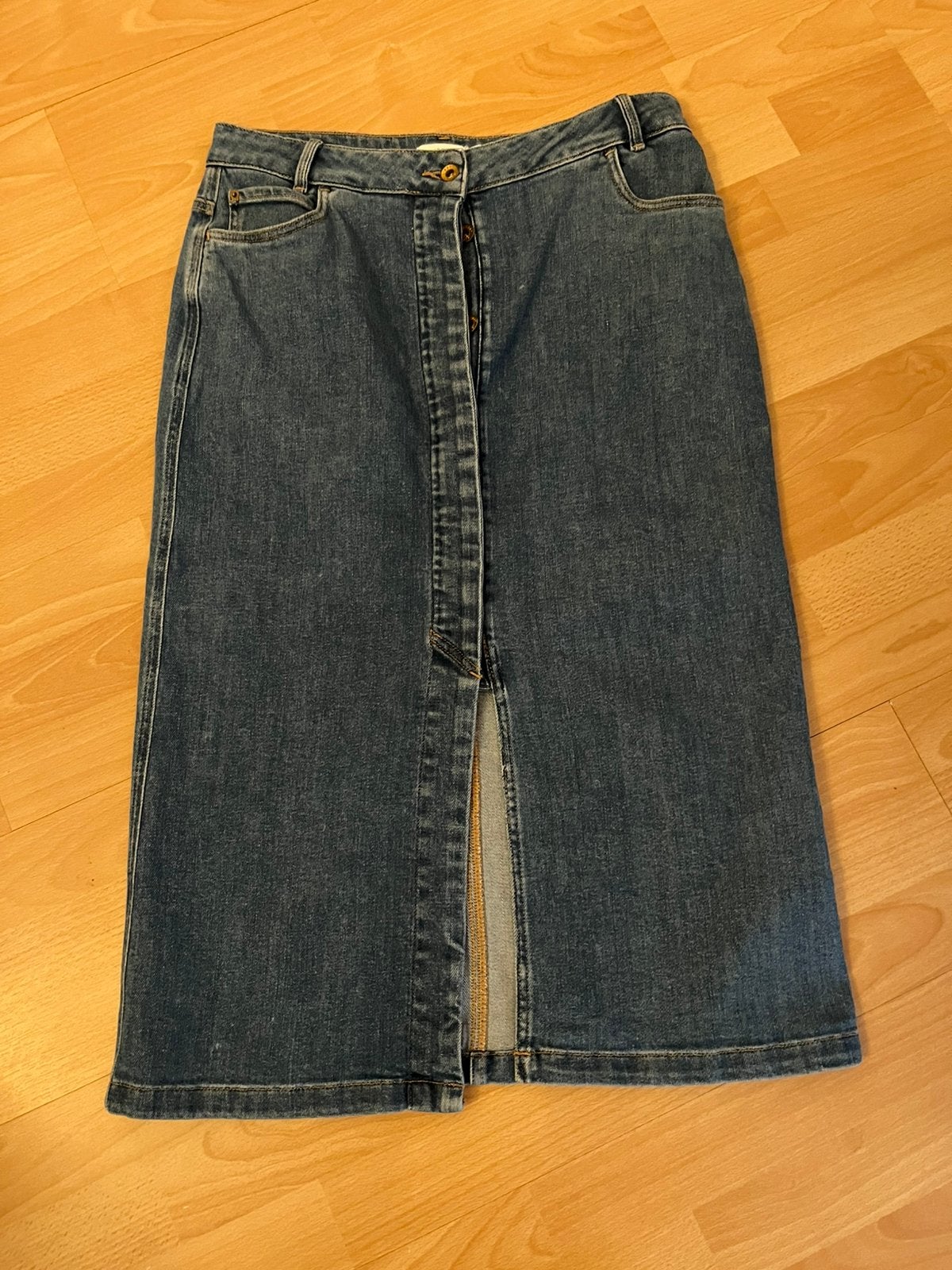 Nouvelle jupe en jean stretch Liberty Island taille 42, Vêtements | Femmes, Jupes, Enlèvement ou Envoi, Neuf, Taille 42/44 (L)
