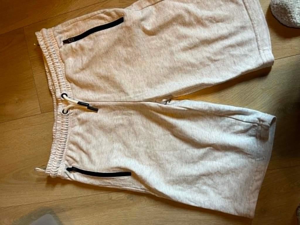 short creme beige c&a 170, Enfants & Bébés, Vêtements enfant | Taille 170, Enlèvement ou Envoi, Utilisé, Garçon, Pantalon