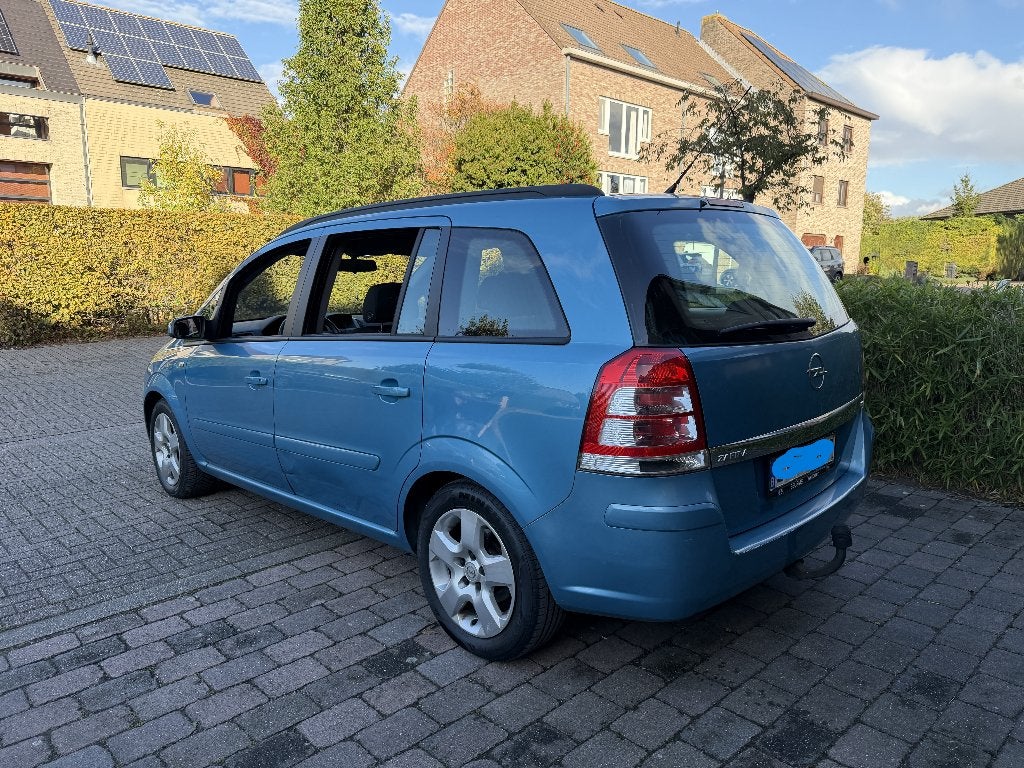 Opel Zafira 7 Places Essence / airco, Autos, Essai à domicile, Achat, Volant multifonction, Entreprise